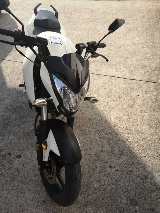 Excelente Mota 125