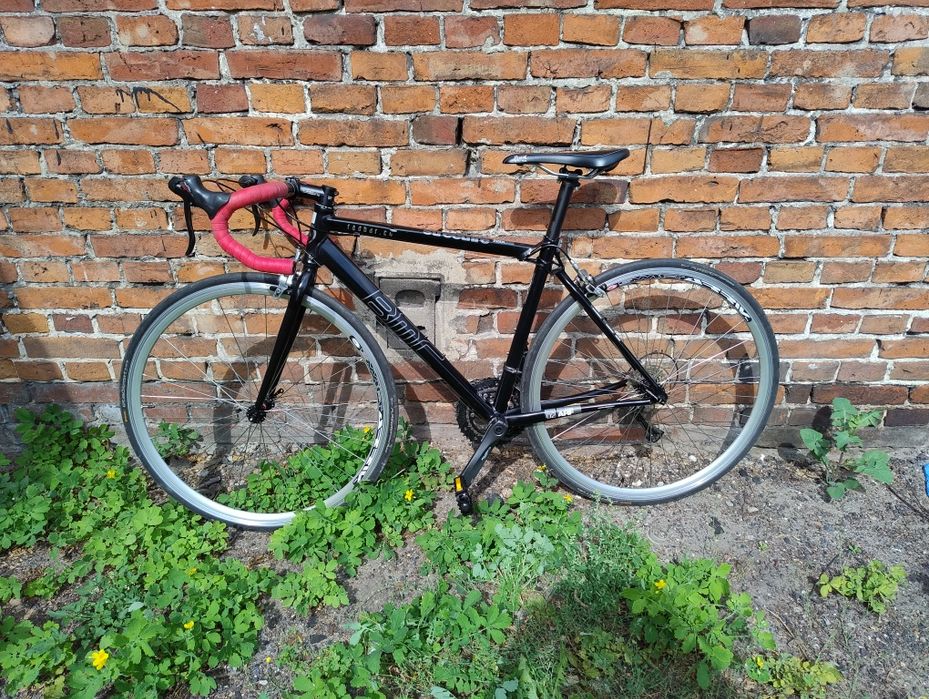 Sprzedam rower szosowy