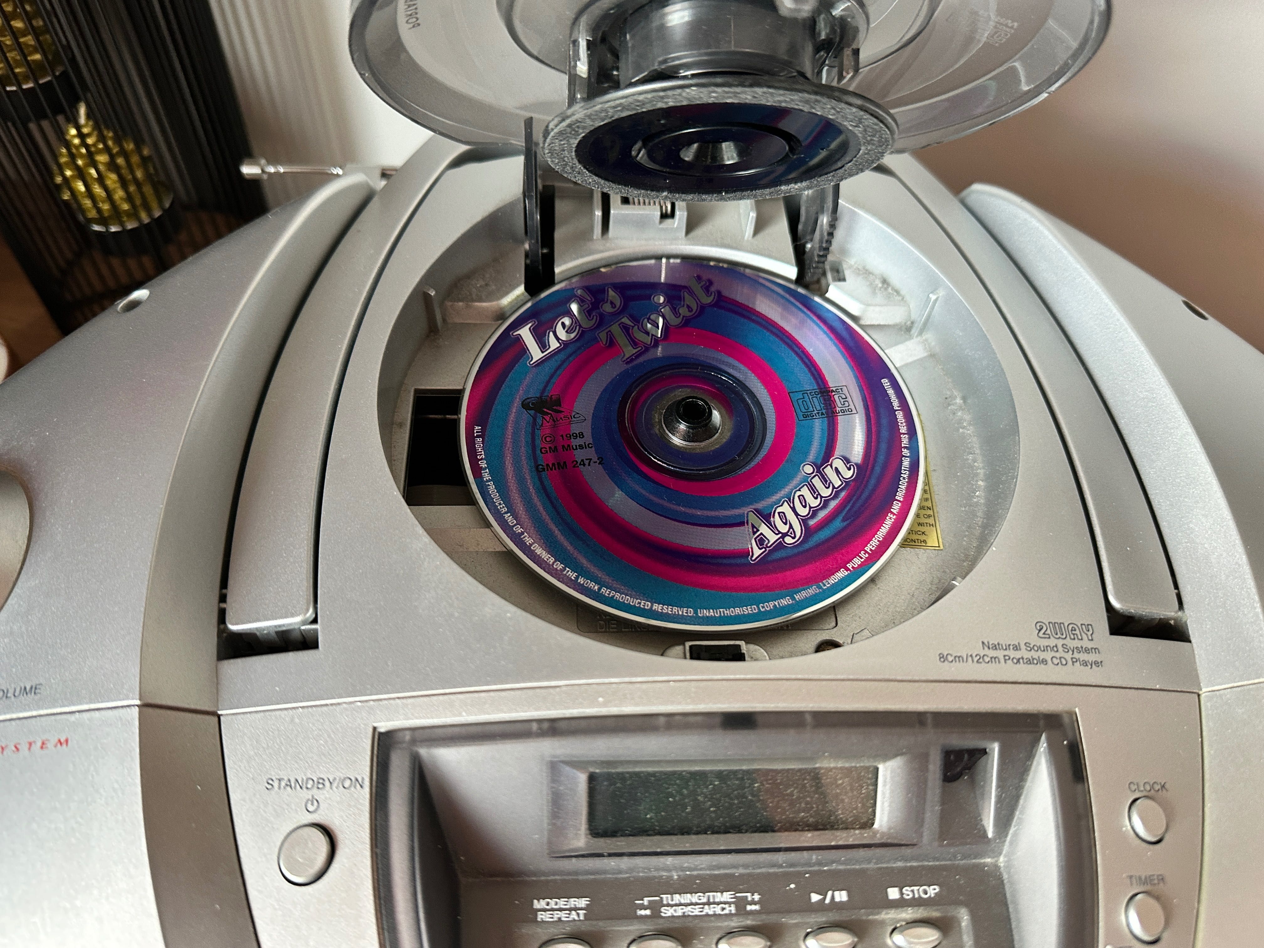 Odtwarzacz CD i kaset LG