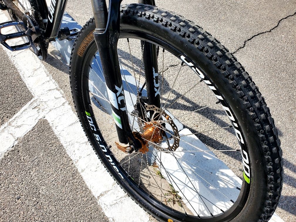 Cannondale Trail 7 Seven крутой спортивный велосипед