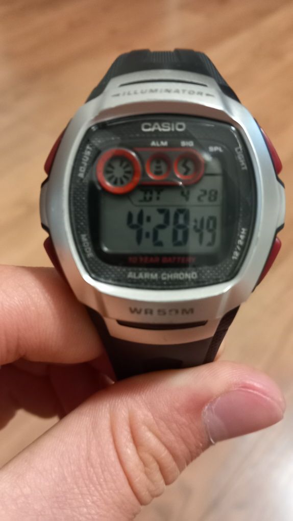 Zegarek CASIO Illuminator
