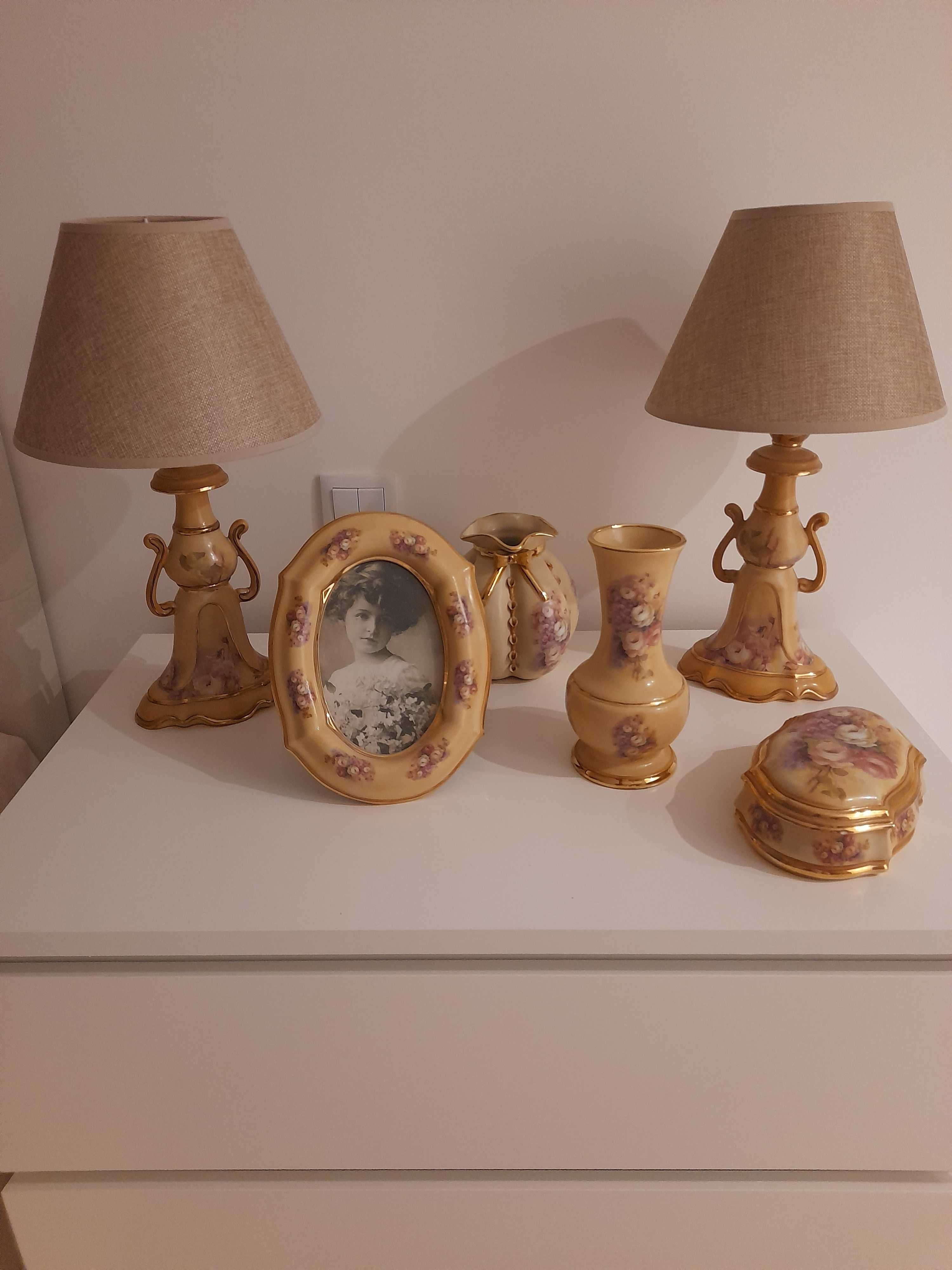 Conjunto quarto em porcelana Portuguesa - 6 Peças