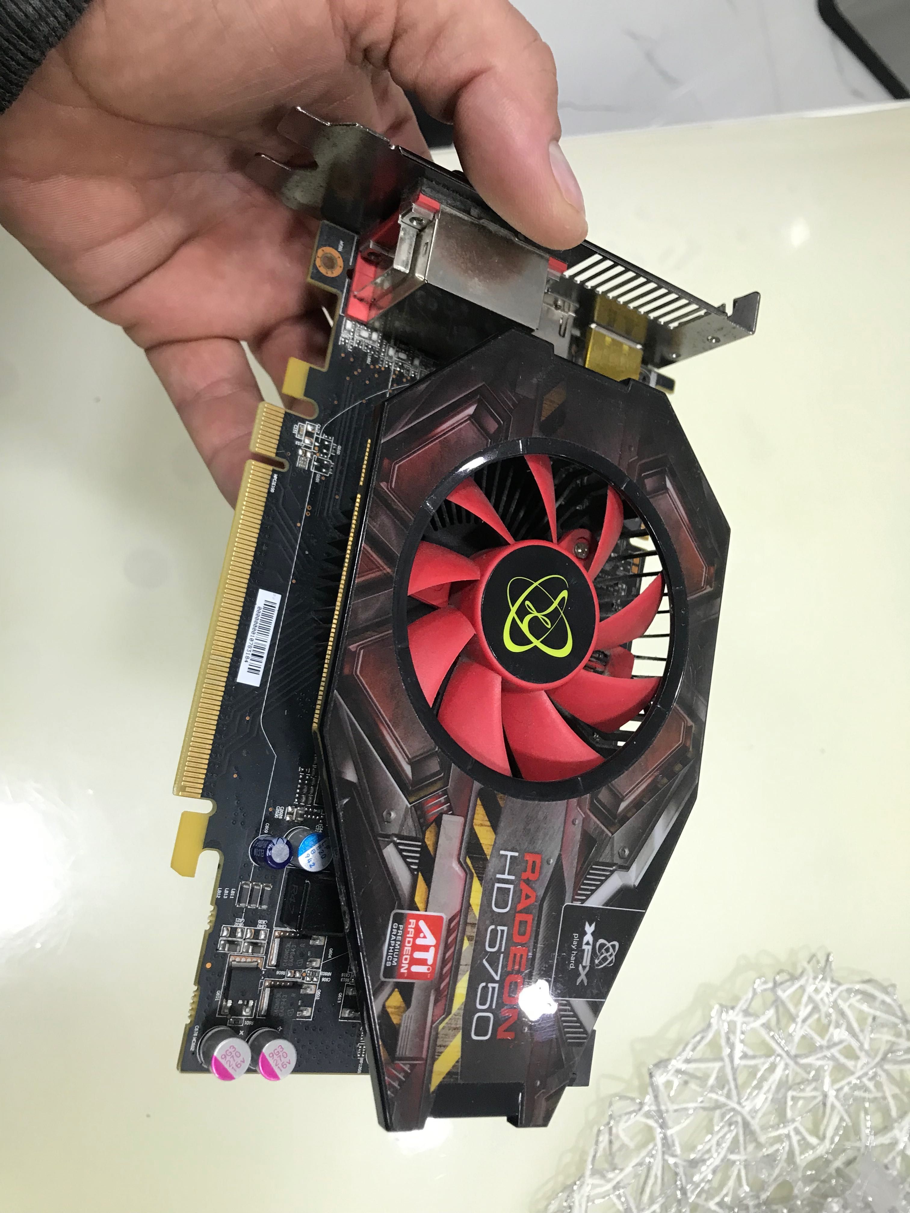 Відеокарта Radeon HD 5750 1 gb GDDR 5 (128) bit