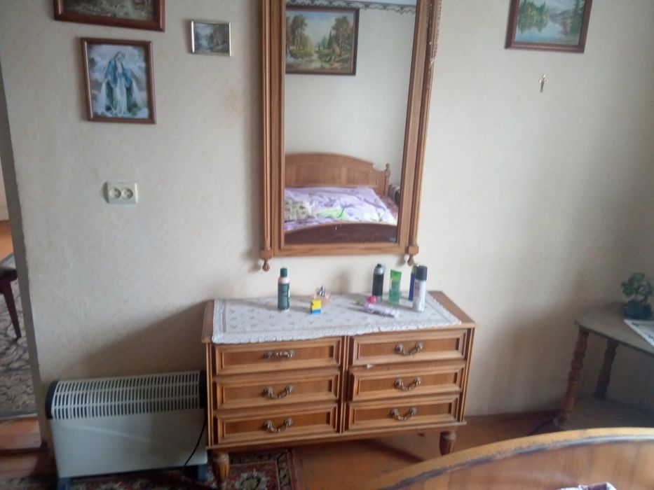 Спальня,шафа,комод