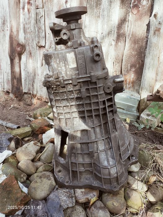 КПП коробка передач  Форд Транзит 2.5 дизель