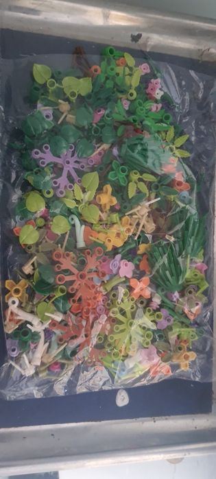 Зелень для конструкторів Лего