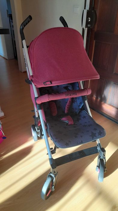 Vendo carrinho de bebe praticamente novo