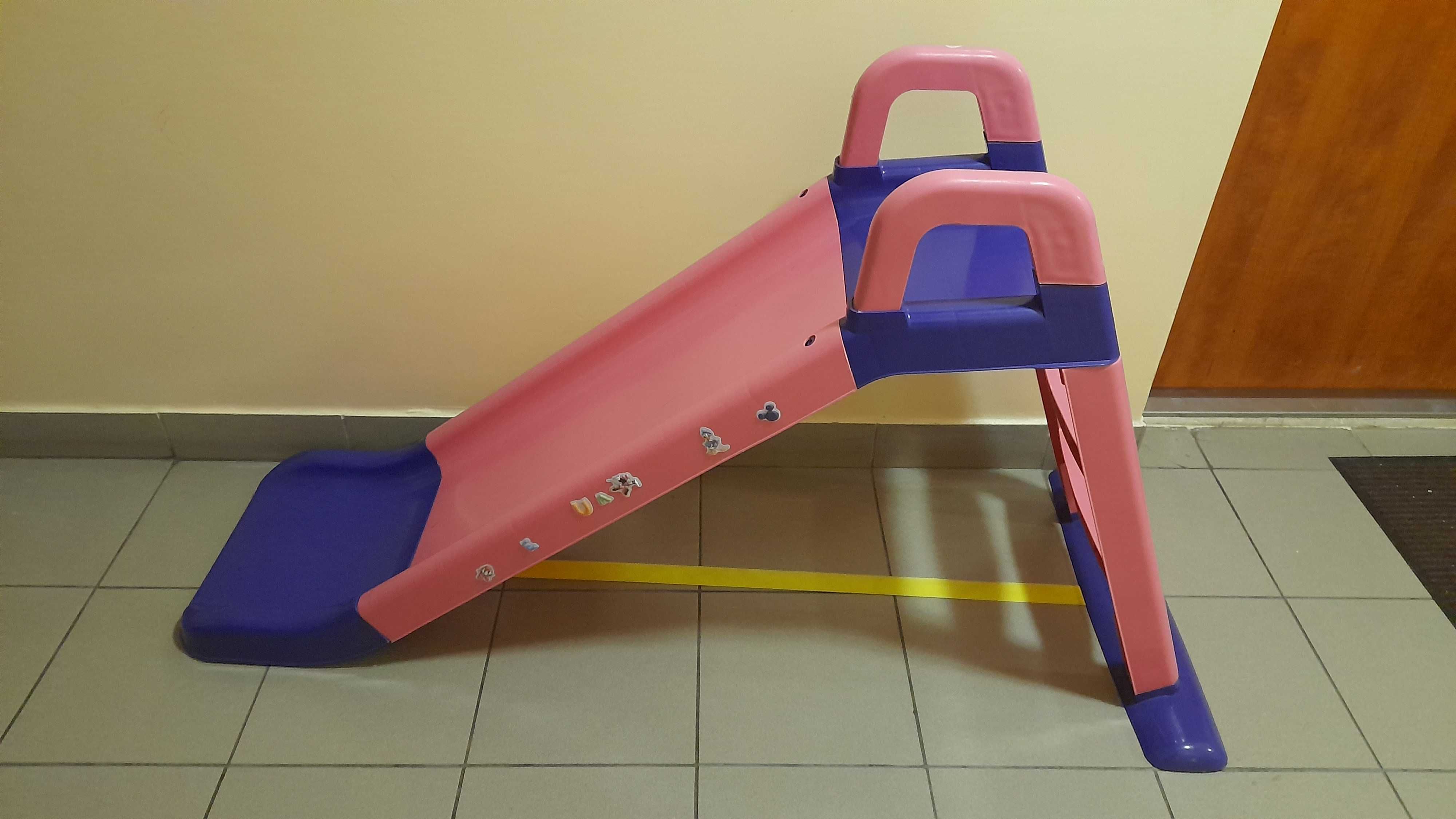 Zjeżdzalnia z drabinką na plac zabaw dla dziecka 140 cm.