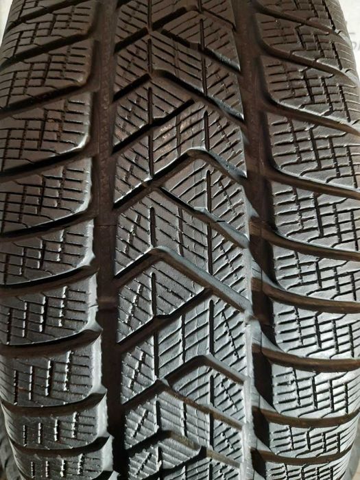 Шини 7мм 235/65 R17 PIRELLI ScorpionWinter б/у зима склад