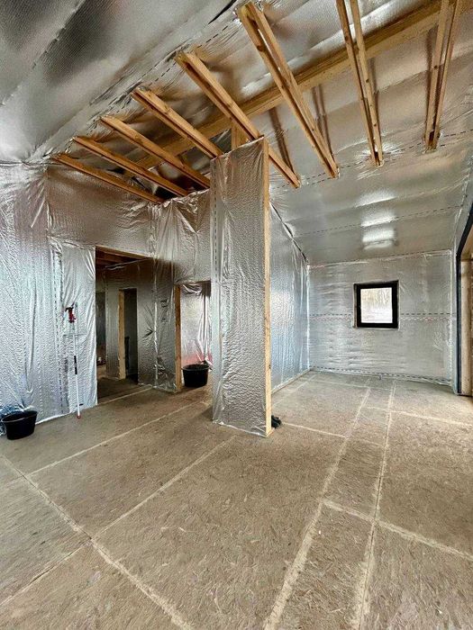 Продаж Будинку .10 хв від міста .Без комісії для покупця