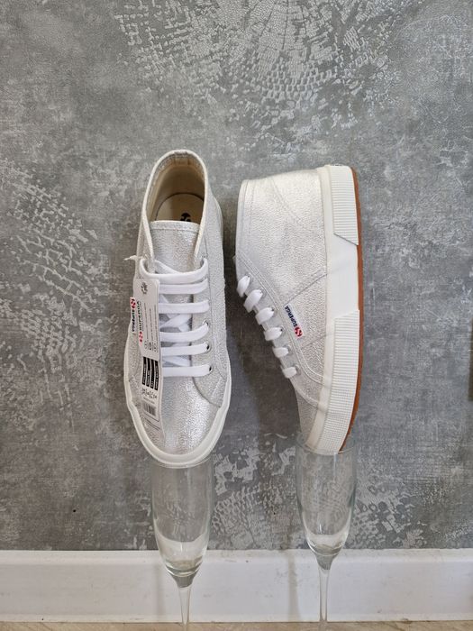 Продам конверсы,кеды,кросовки,хайтоп