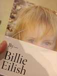Livro ilustrado de Billie Eilish