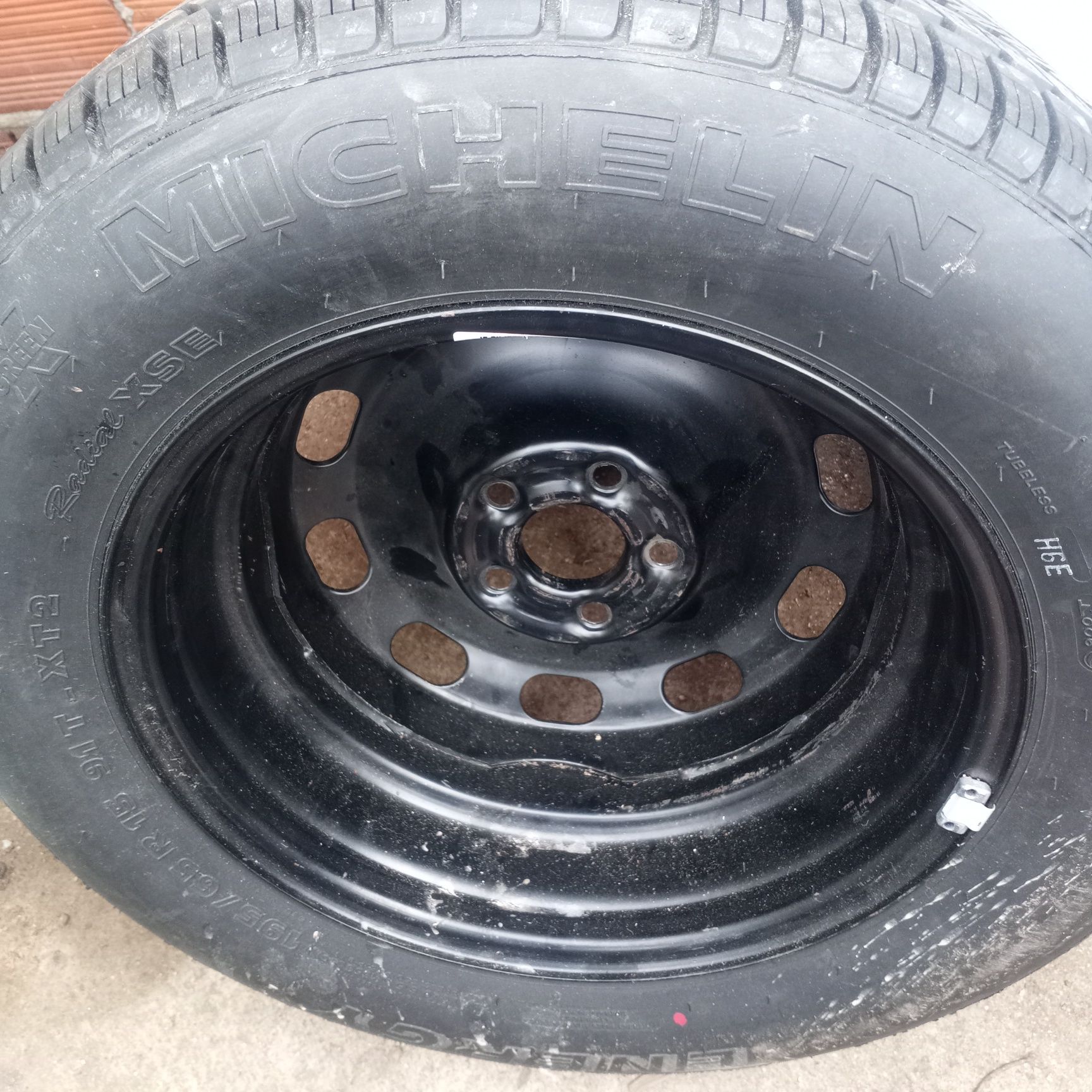 Jante com pneu Michelin novos 195/65/R15-91 T