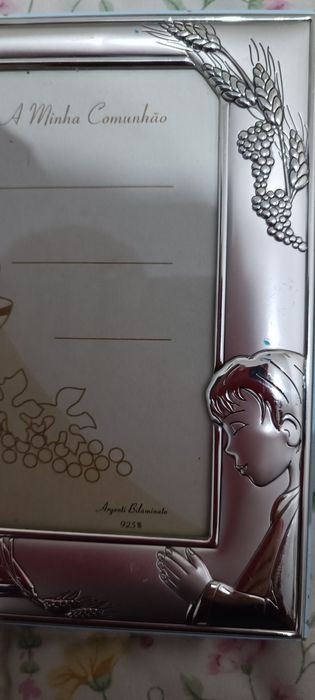 Moldura com prata platinada