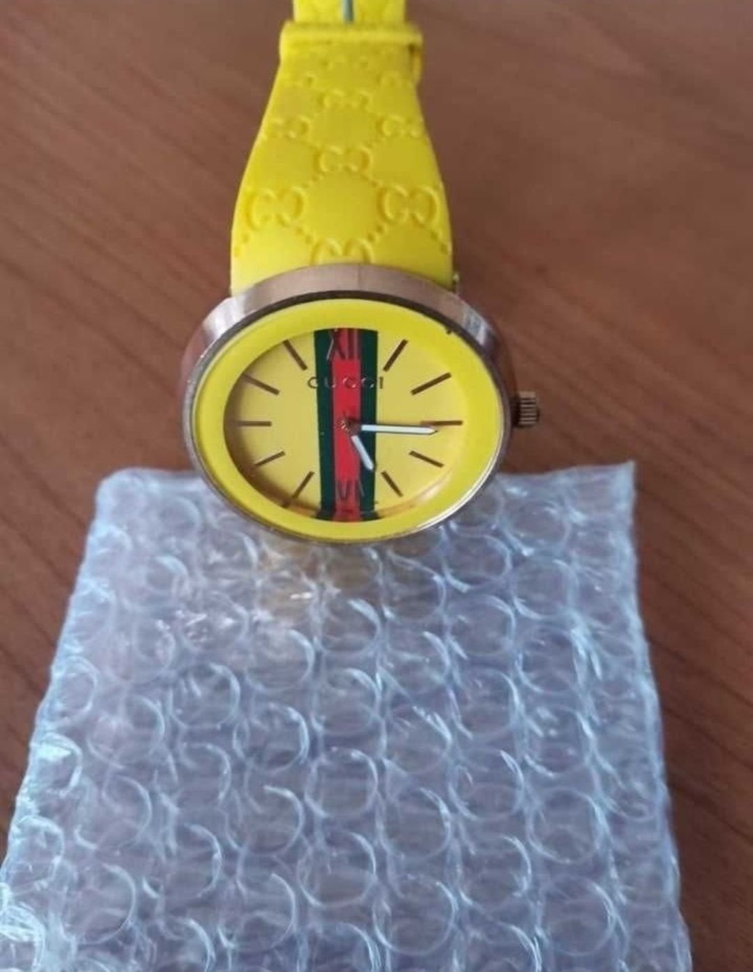 Relógio Gucci Yellow