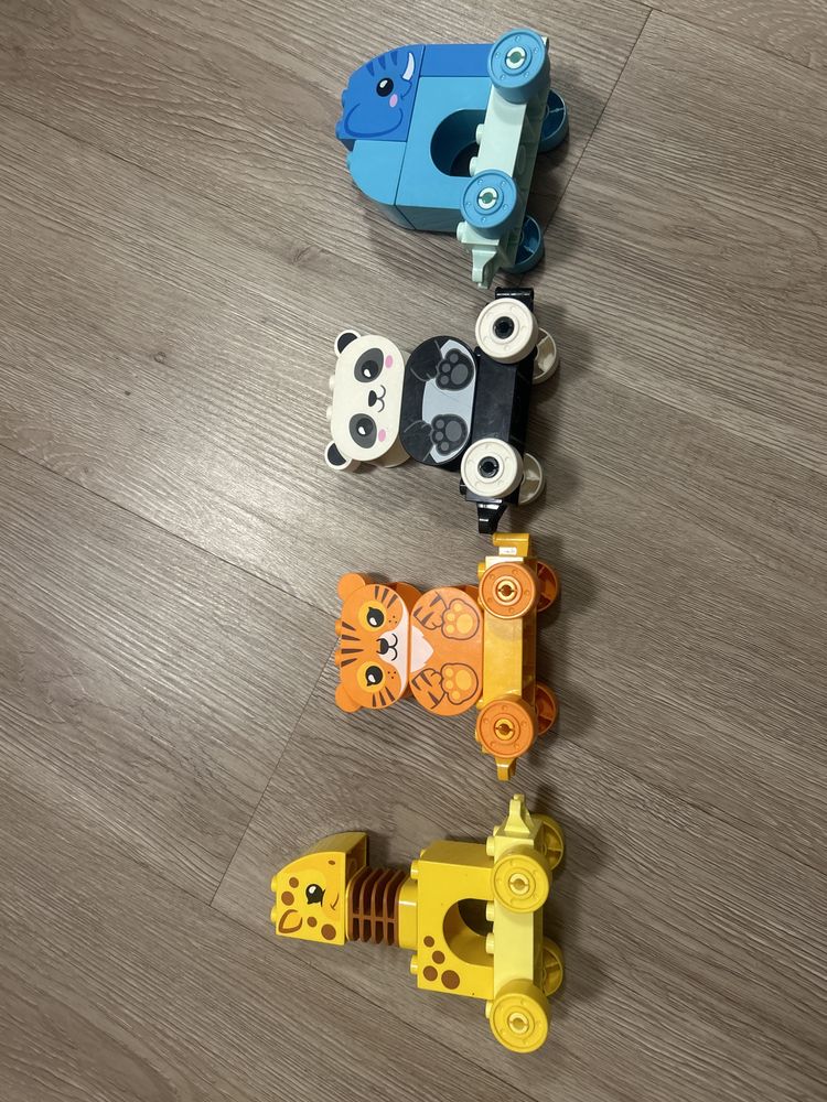 Lego Duplo конструктор для самих маленьких п
