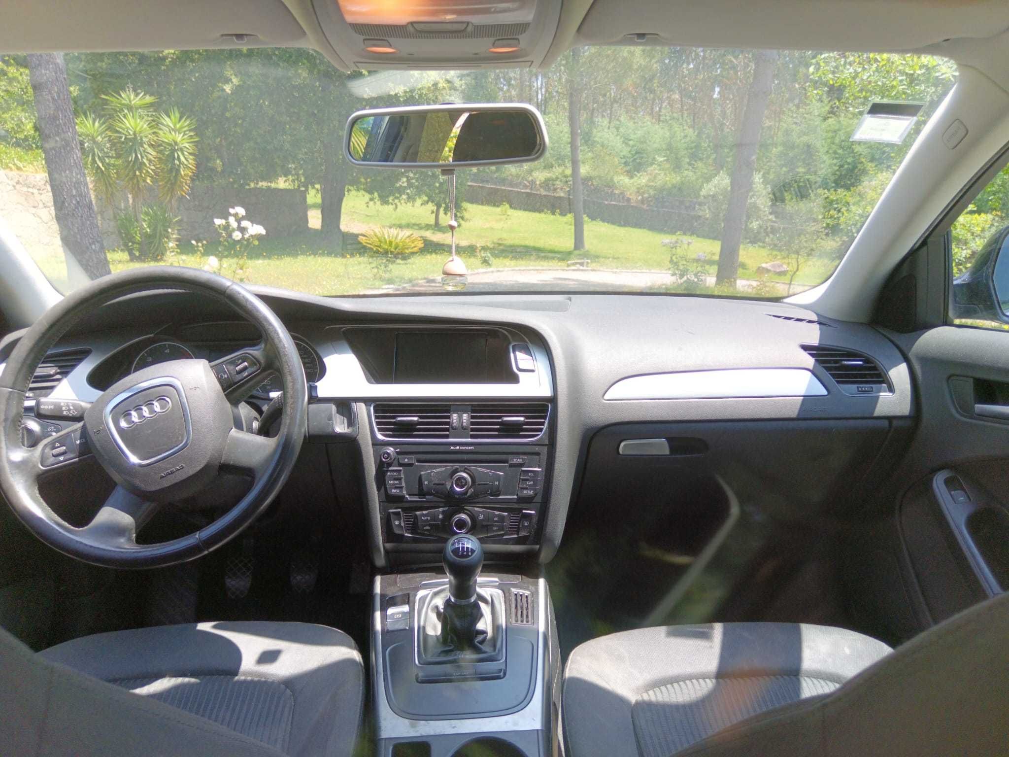 AUDI A4 2.0 Exclusive