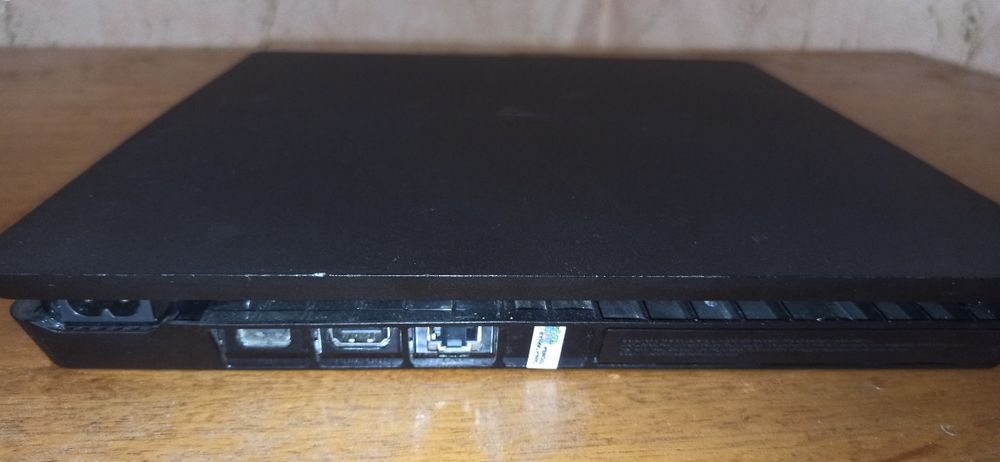 Консоль Sony PlayStation 4 Slim 1 TB Black з Геймпадом  Б/У