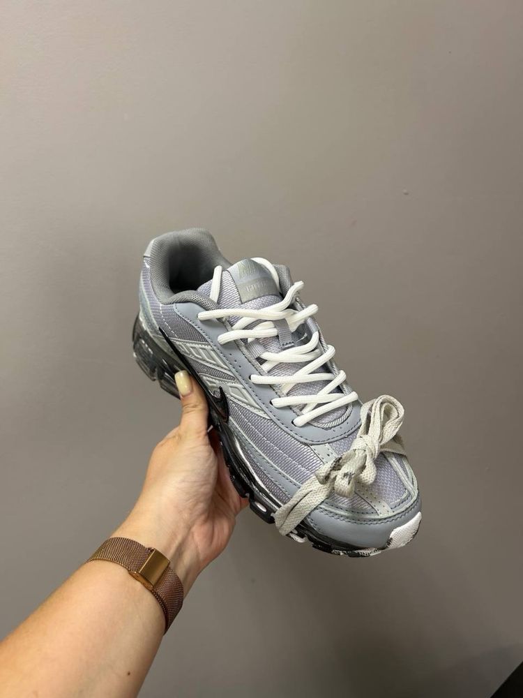 Кросівки Nike Initiator Custom Grey