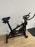 Bicicleta Cardio Ginasio (Ipad apenas a ilustrar base)