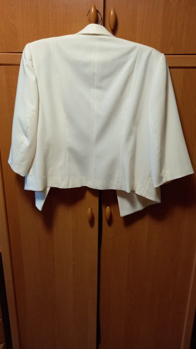 Пиджак жакет блейзер кроп кропп белый молочный 50/XL р