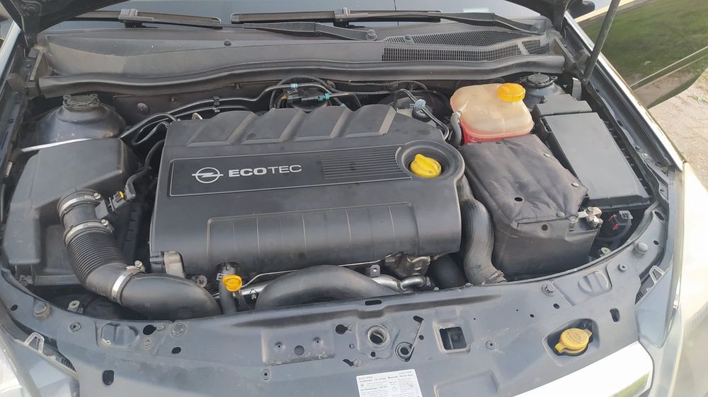 Opel Astra H GTC 1.9 CDTI 150CV