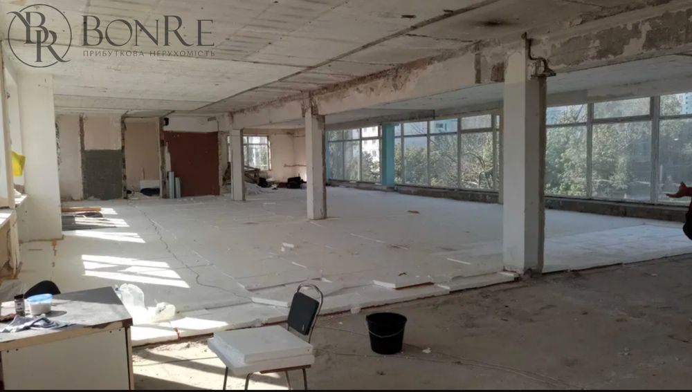 Оренда, Торгове, Фасад , Йорданська, 500 м2.