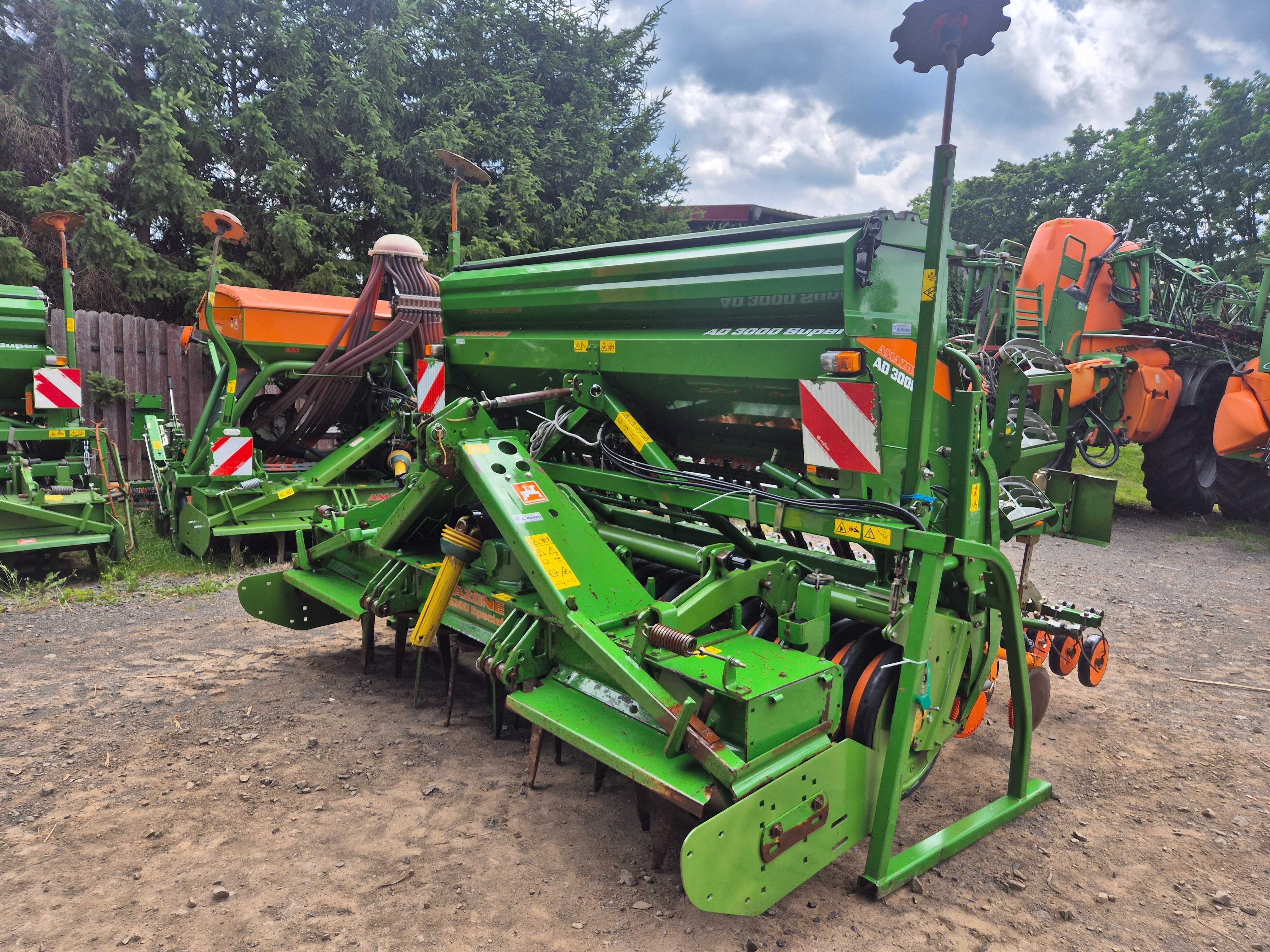 Agregat uprawowo siewny AMAZONE AD3000 KW KG Kółka dogniatające 2014r