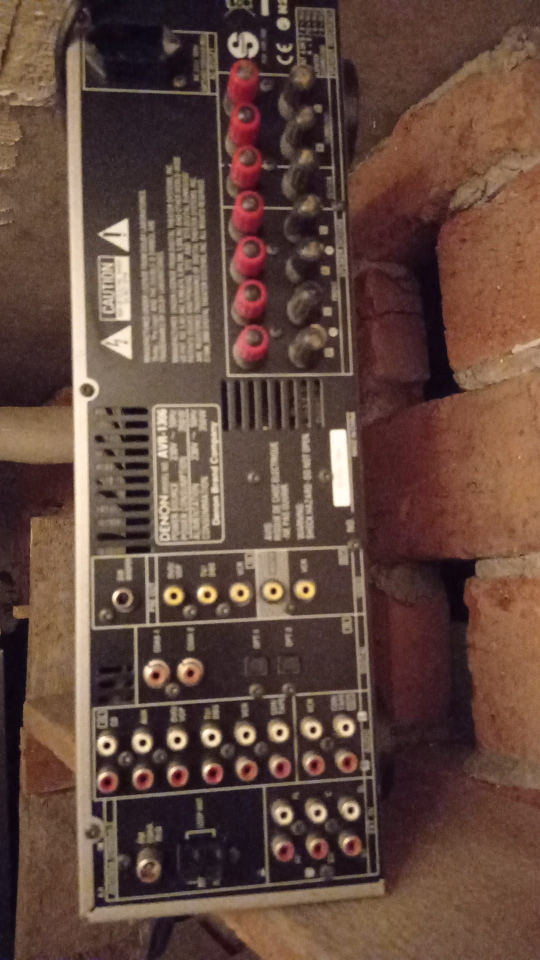 Amplituner denon
