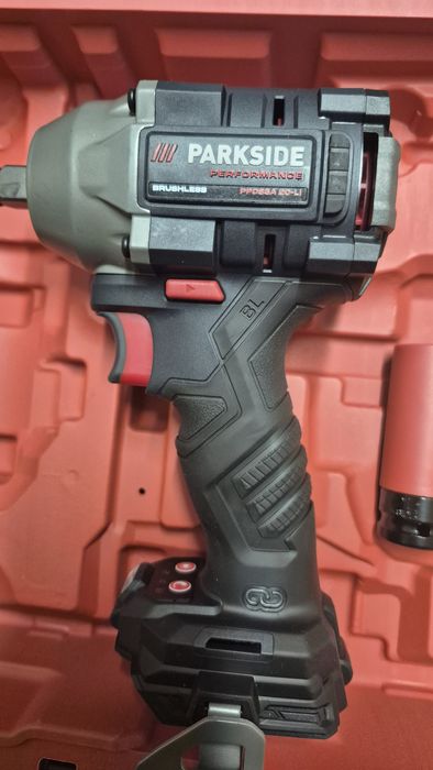 Гайковерт PARKSIDE performance 20v