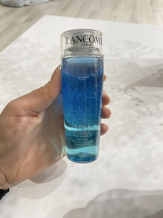 Dwufazowy plyn micelarny