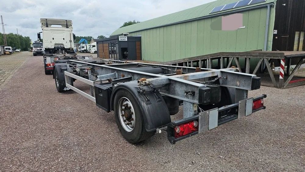 Woodford AHD 18 Przyczepa do zabudowy BDF  Przyczepa pod kontenery BDF do zabudowy