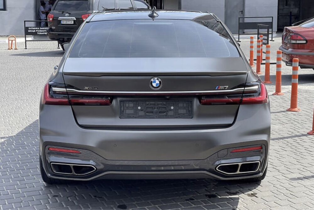 Обвес Рестайлинг BMW 7 series G12 M760 капот бампер крылья