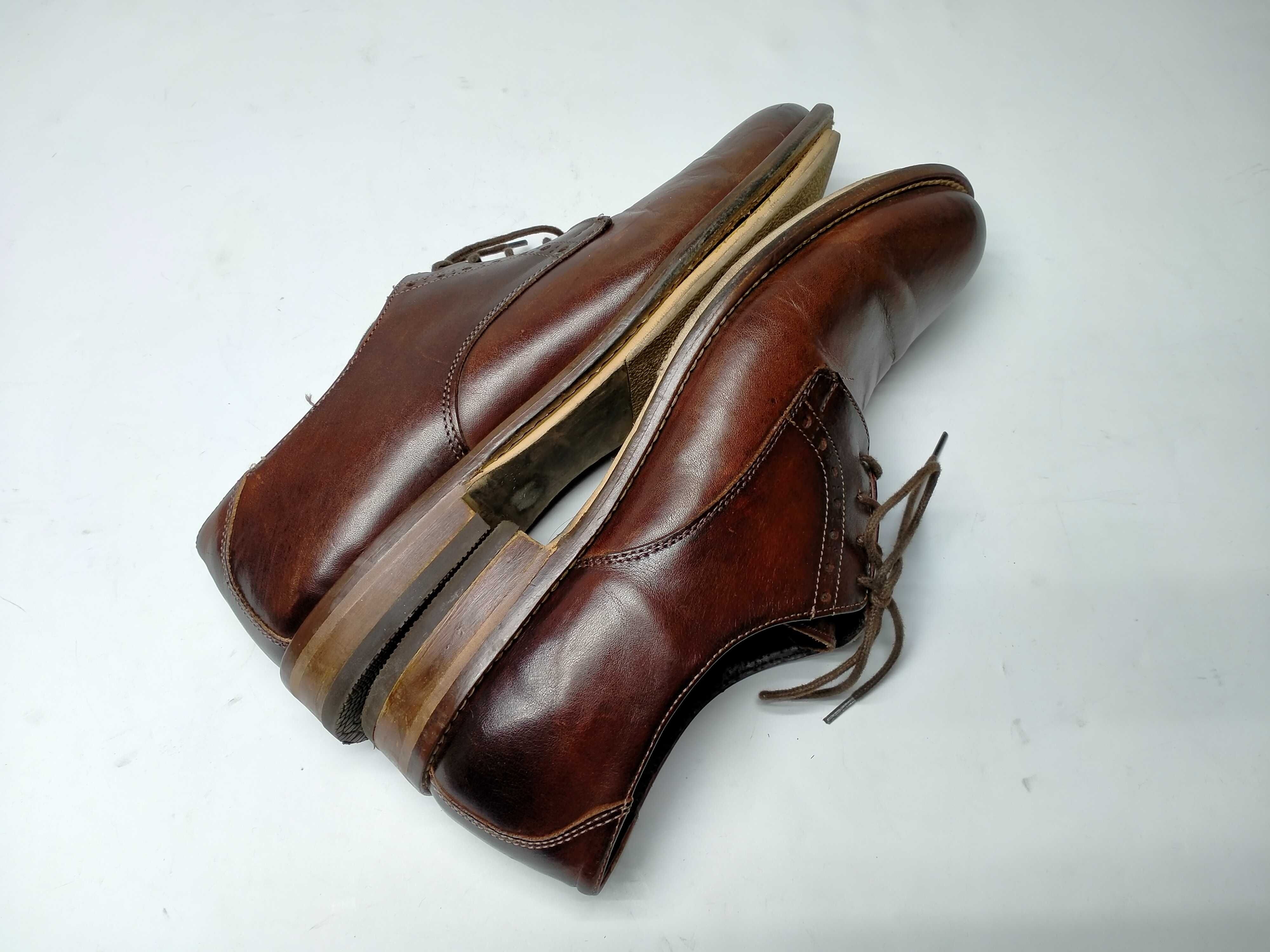 Взуття чоловіче Туфлі коричневі 41-42 розмір