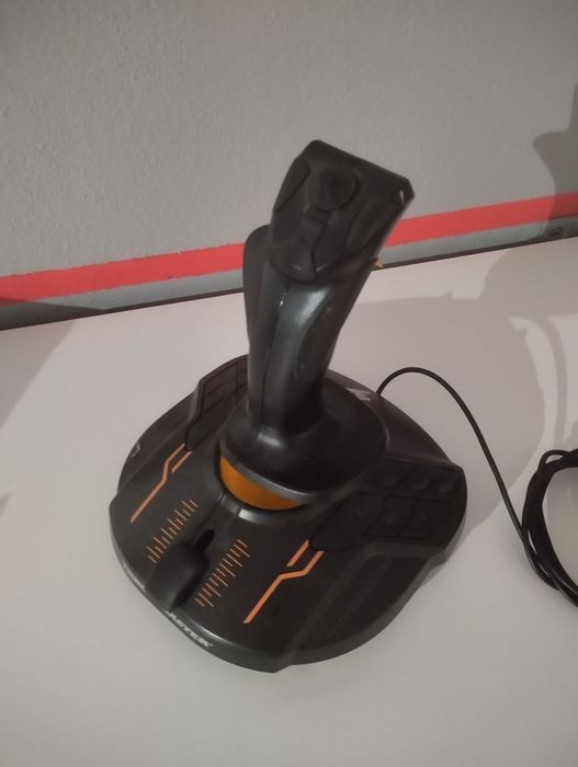 Thrustmaster T16000M