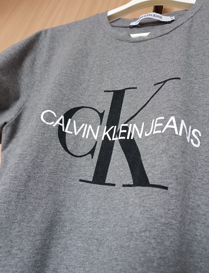 Calvin Klein roz M oryginalna damska koszulka t-shirt bluzka