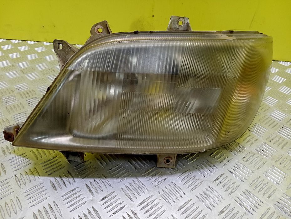 Фара ліва Спринтер 903 левая фари Sprinter фары мерседес с3