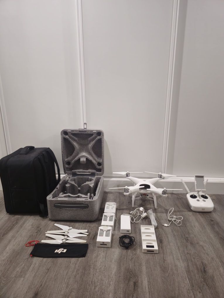 Drone DJI phantom 4