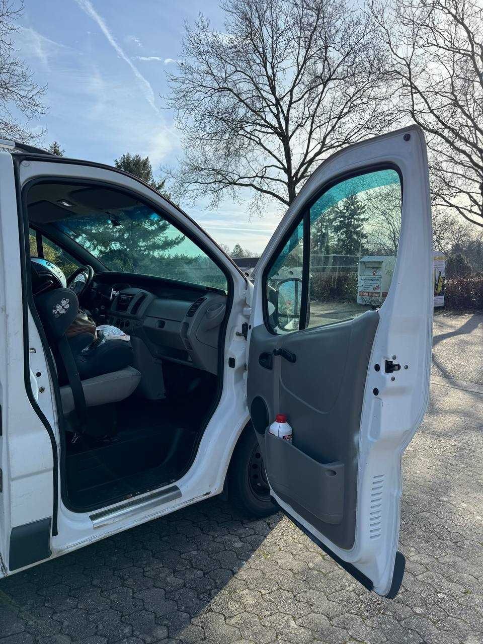 Продаж OPEL VIVARO 2002р