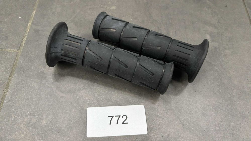 Manetki Guma Prawa Lewa Kawasaki Versys 650. 1000 [772]