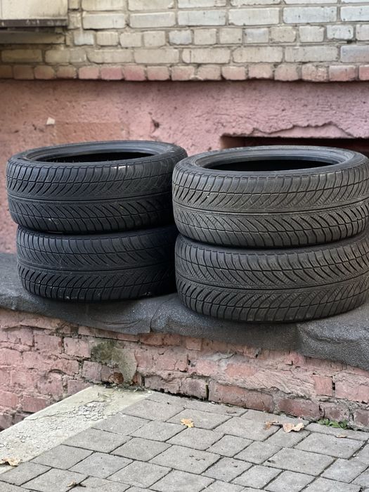 245/45/18 Шини резина колеса 2018