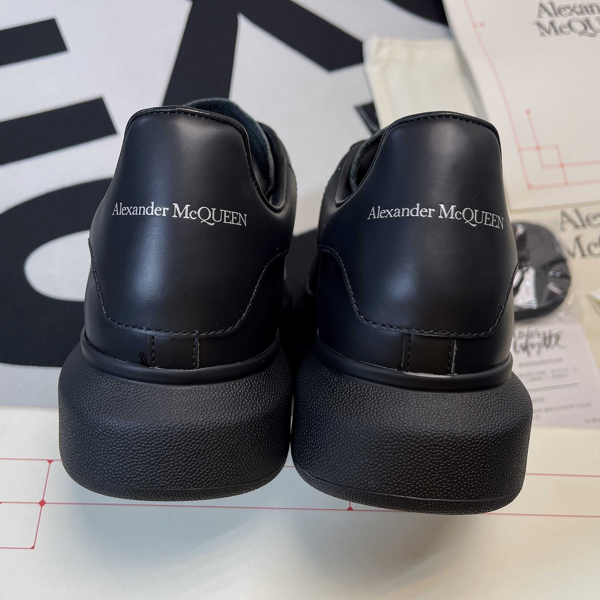 Buty McQueen Sneaker Full Black (Rozm.35-45)