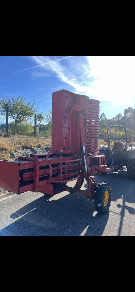 Enfardadeira massey ferguson