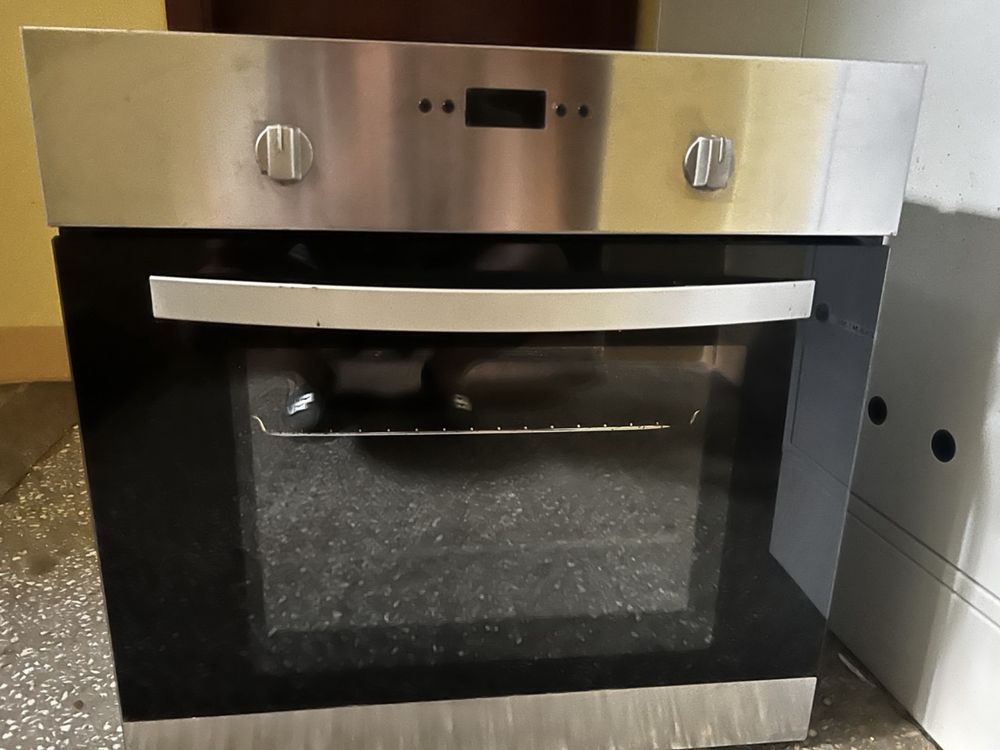 Piekarnik elektryczny z termoobiegiem Whirlpool używany stan DB