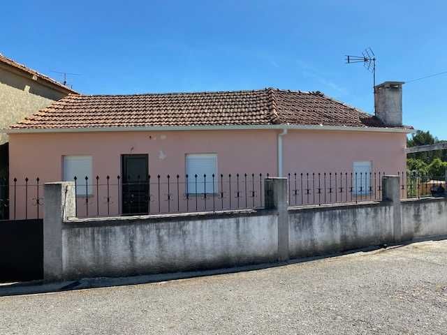 Moradia tipologia T2, localizada na Alagoa Águeda