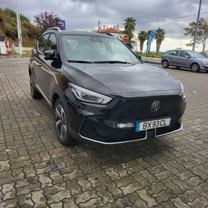 MG ZS EV 72,6 kWh Luxury — 440km autonomia