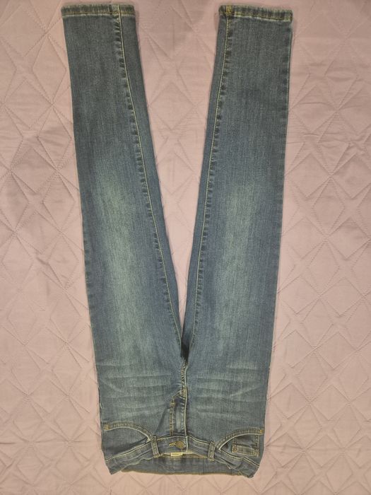 Продам джинси на хлопчика