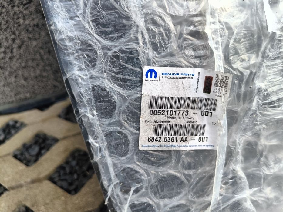 Fiat Doblo II LIFT 15r maska pokrywa silnika
