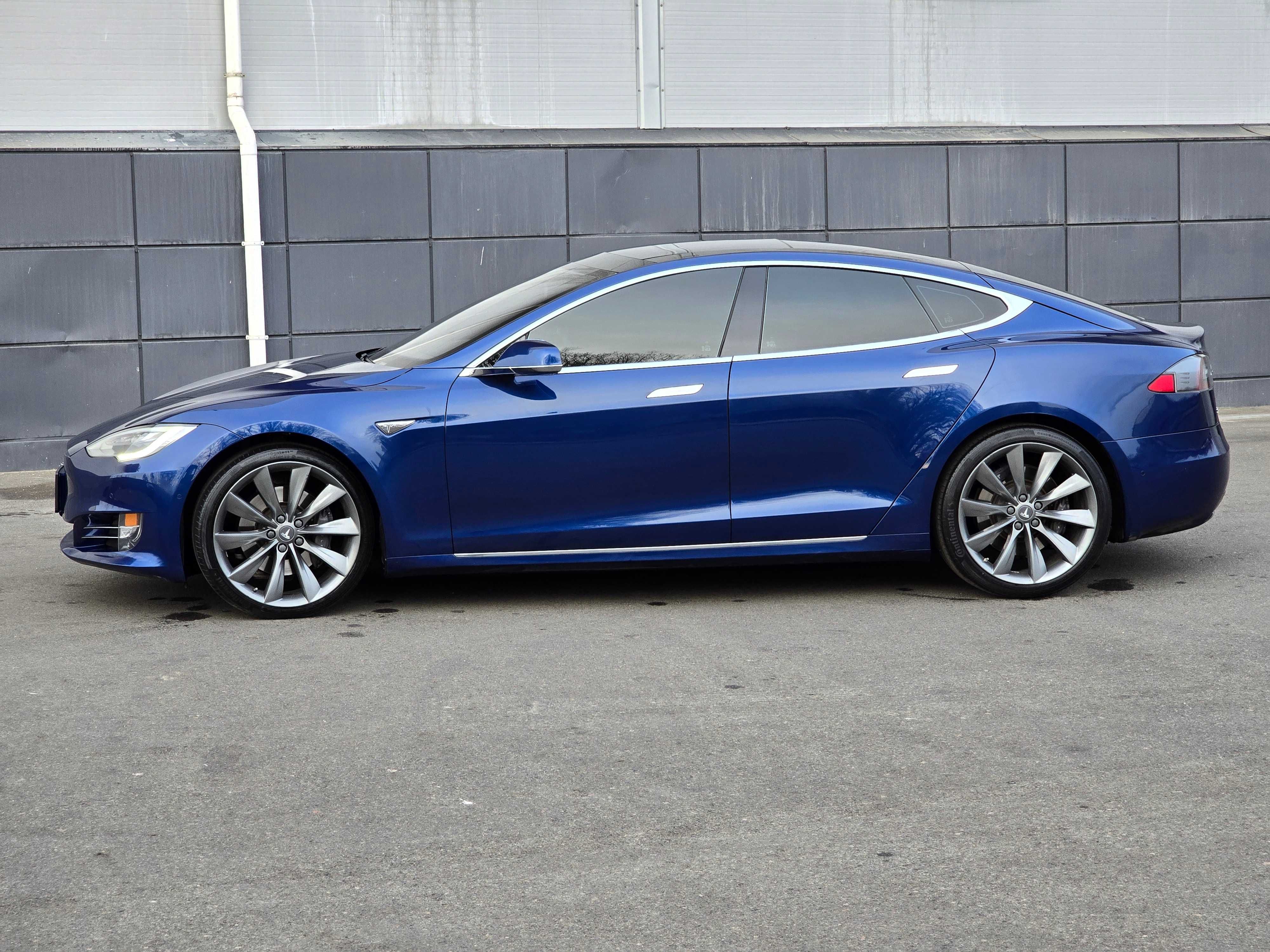 Tesla S 2016 (рест.)  Состояние новой