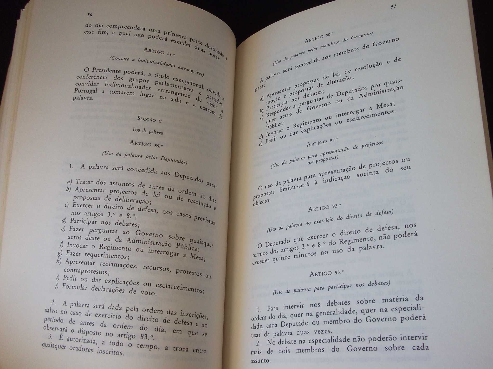 Livro Regimento e legislação interna Assembleia República 1979